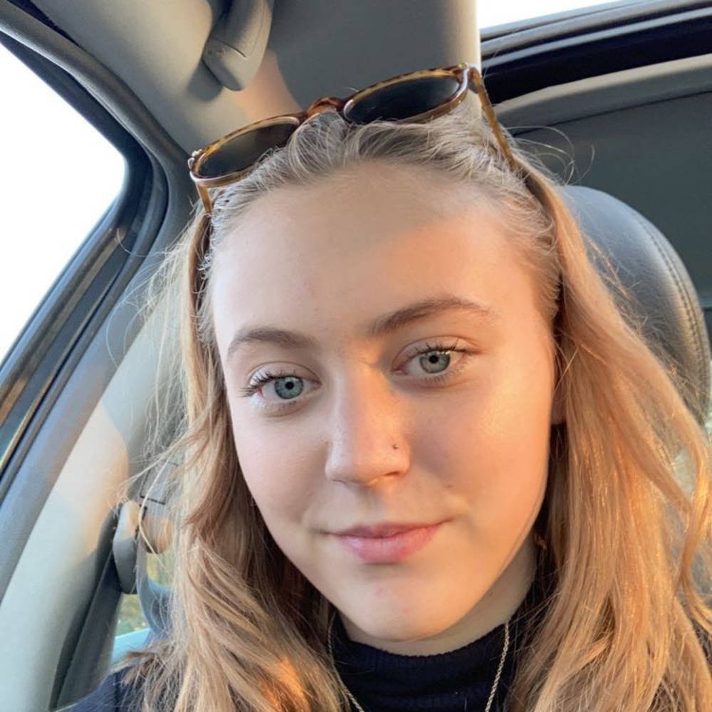 Meet your Posher, Annie